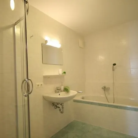 아파트 Almliesl Zell-315 *